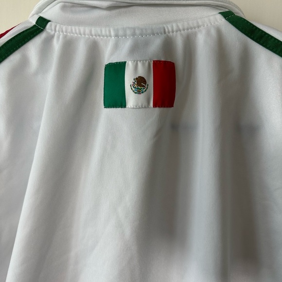 Jackets & Coats | Unisex Mexico
Size L - Picture 3 of 7